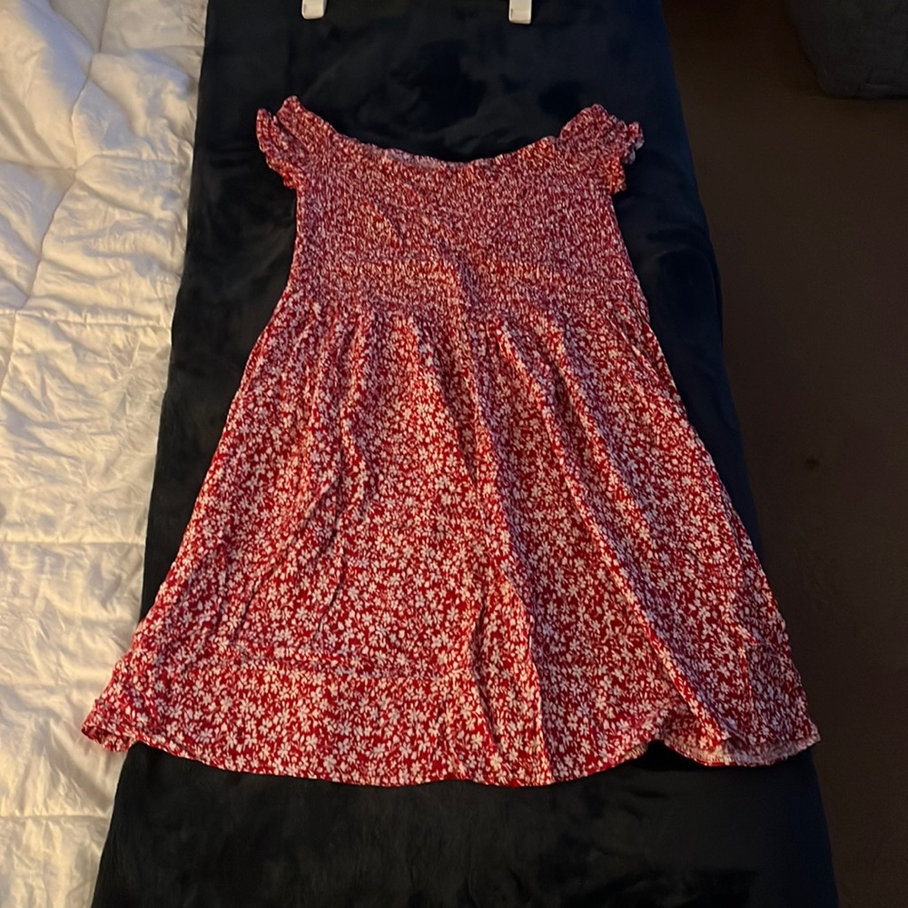 Lightweight summer dress. Red and white. Shein Curve. Size 3xl